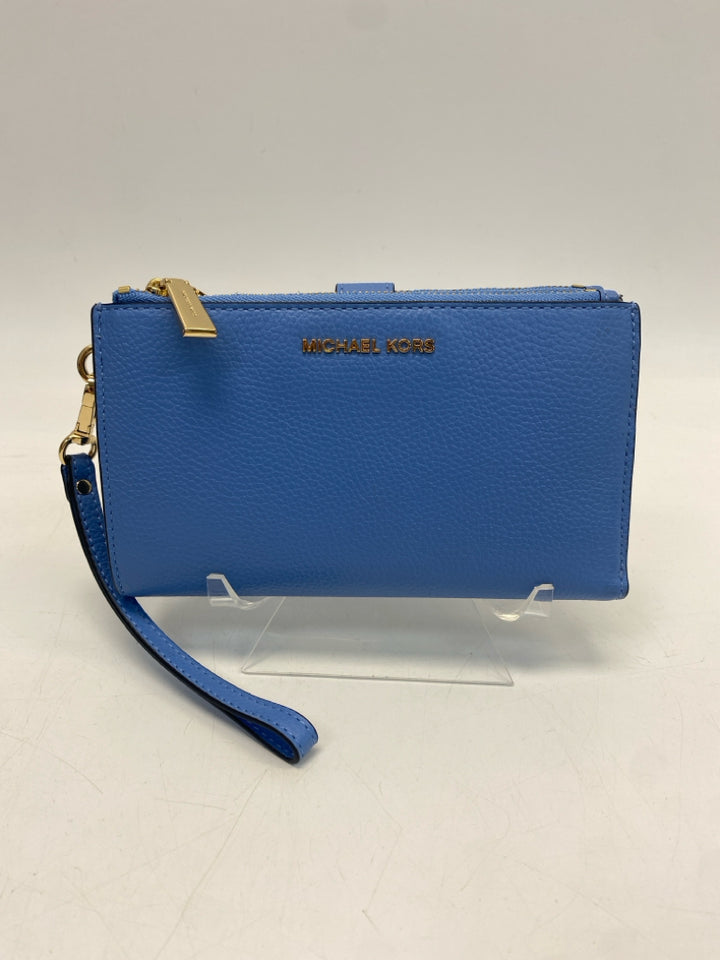 Michael Kors Blue Wristlet