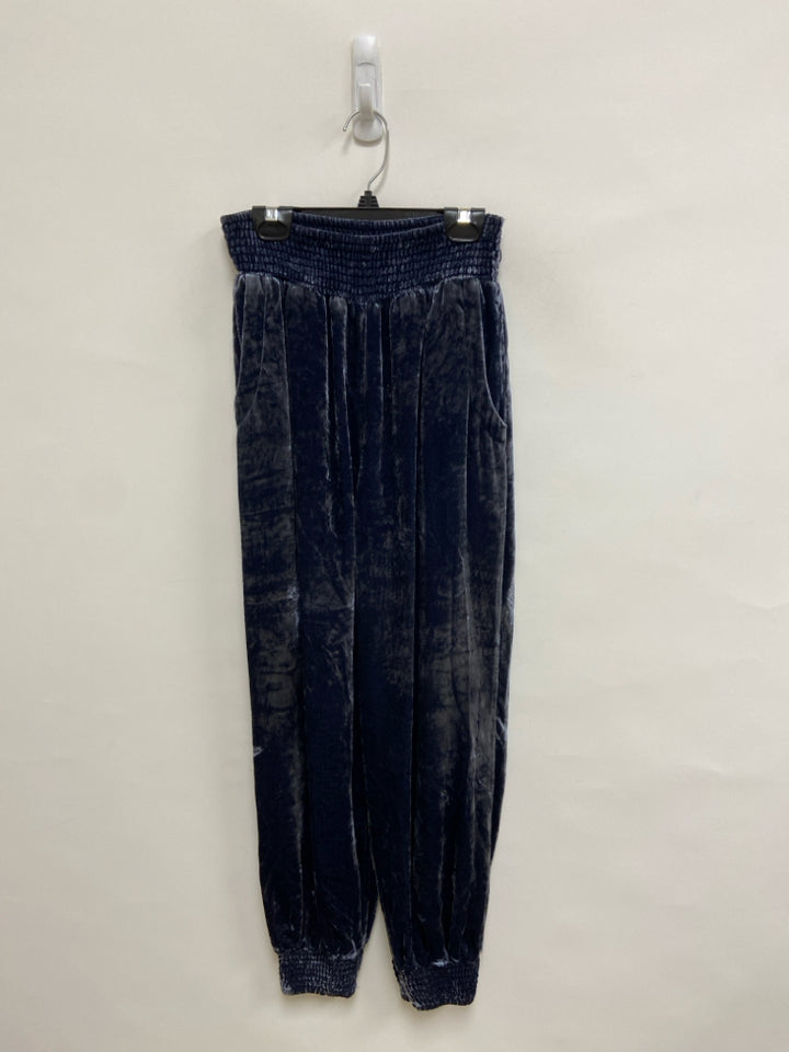 Anthropologie Size XS Dark Blue Joggers Velour Ladies Pants