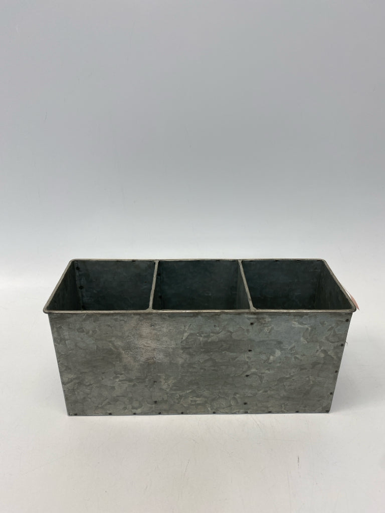 Silver Galvanized Metal Misc. Home Item