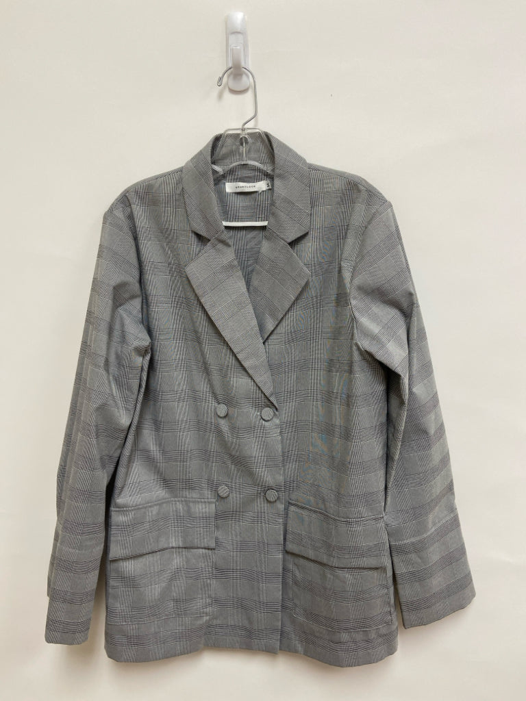 Size M White/Black Plaid Double-Breasted Ladies Jacket