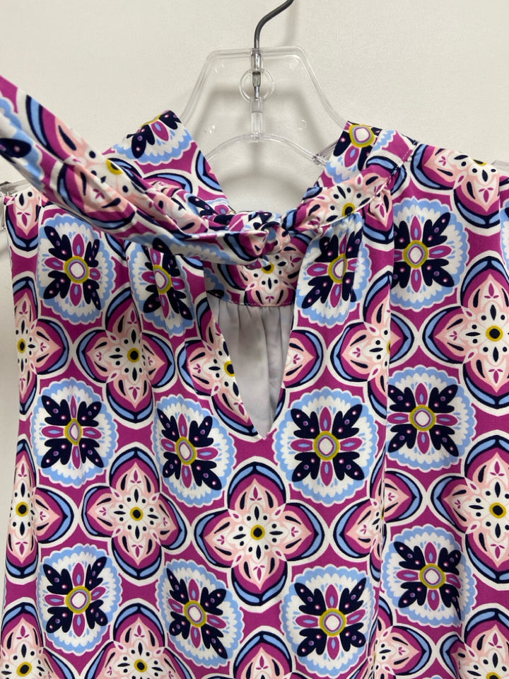 Crown &amp; Ivy Size XL Navy/Blue Purple/White Medallion Sleeveless Ladies Top