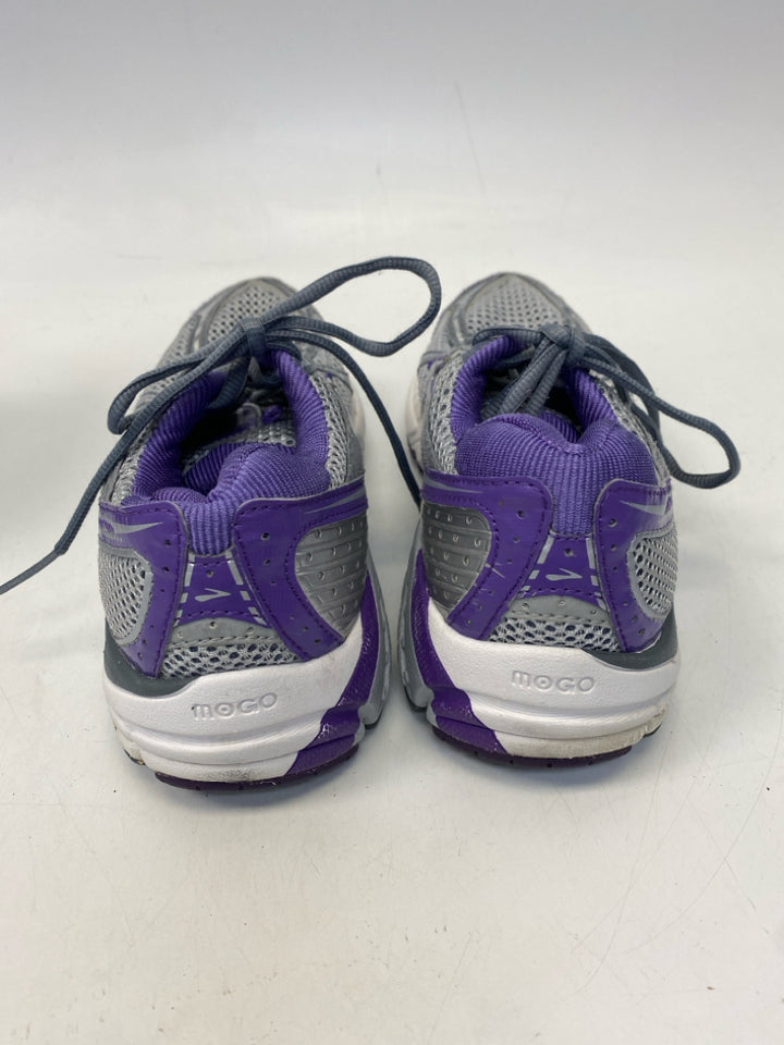 Brooks US Shoe Size 8 Gray Lavender Lace-up Sneakers