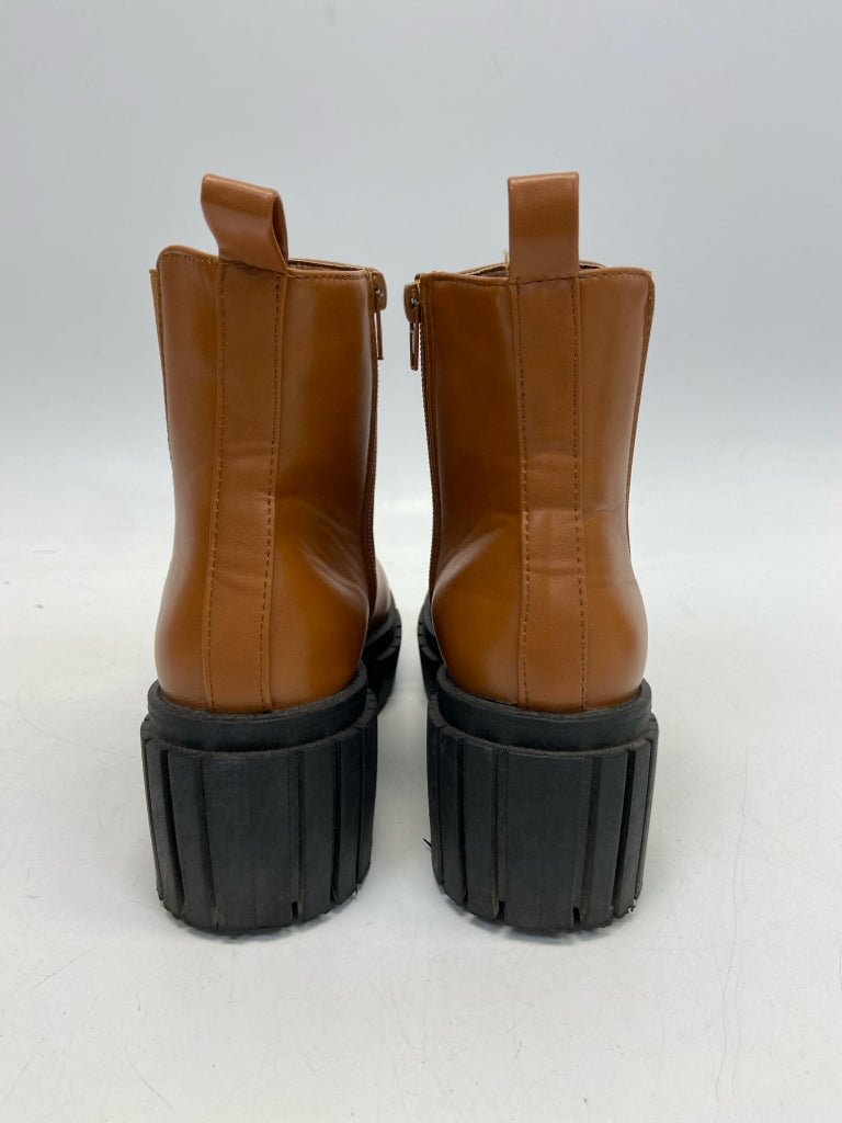 Charlotte Russe  Size 6 Brown Boots