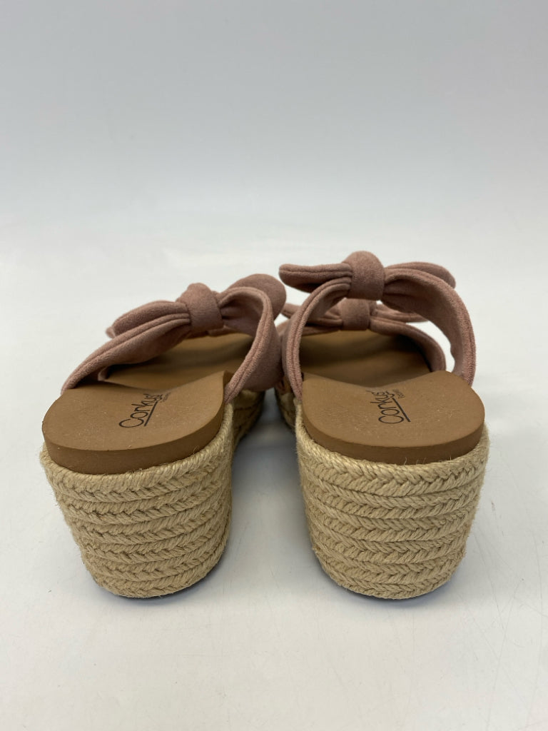 Corkys  Size 6 Mauve Sandals
