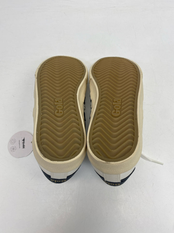 NWT Gola  Size 6 White Navy Lace-up Sneakers