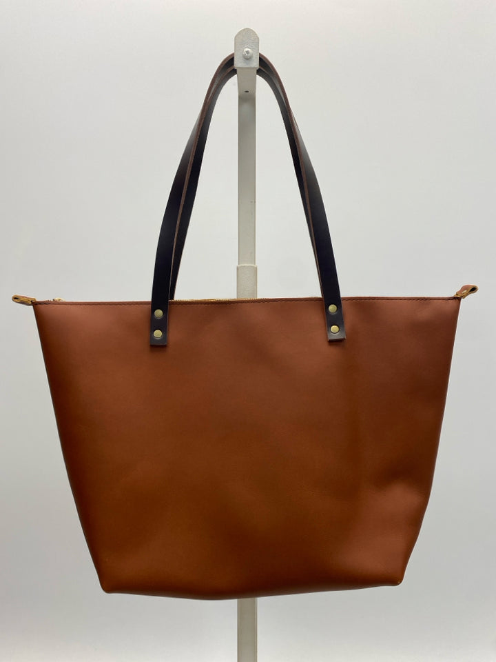 Portland Leather Goods Classic Large Zip Tote
