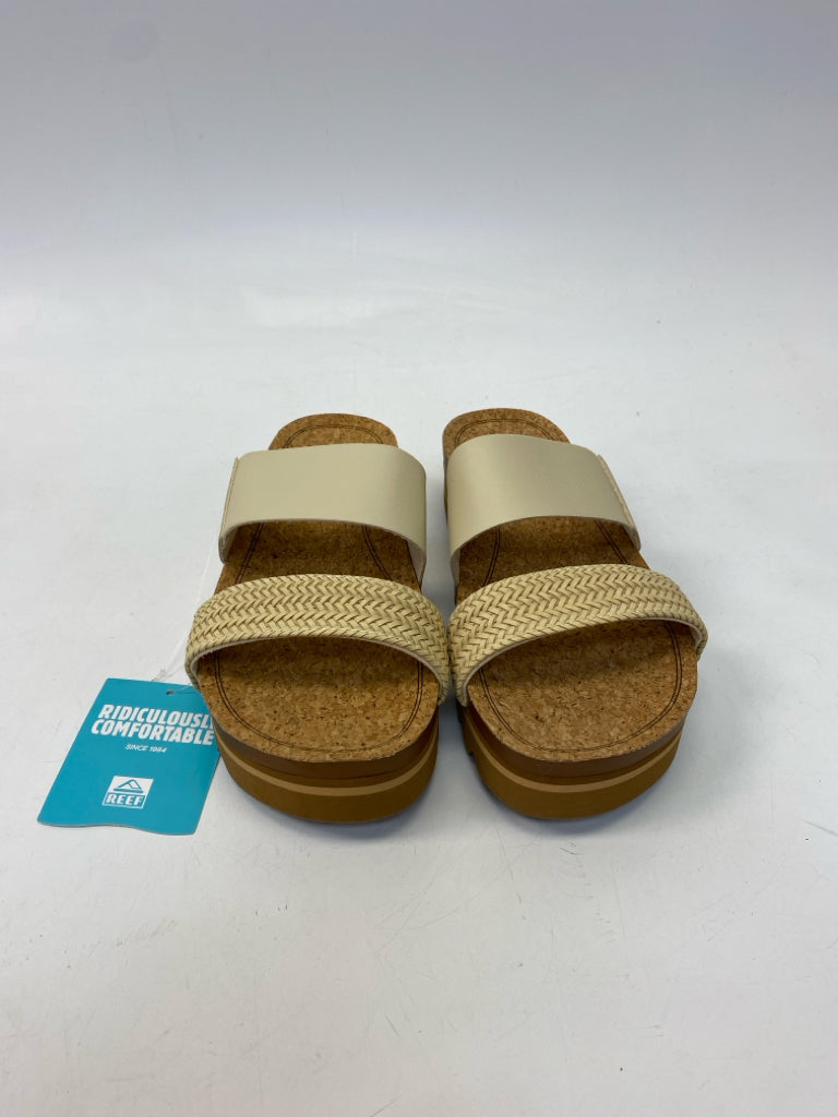 NWT Reef  Size 8 Beige Woven Sandals