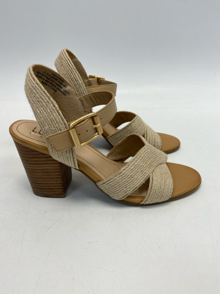 LUCCA  Size 8.5 Natural Sandals