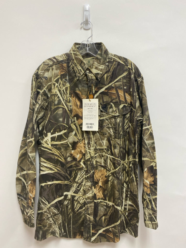 NWT Size S Brown Olive Green Camouflage Button Up Men&
