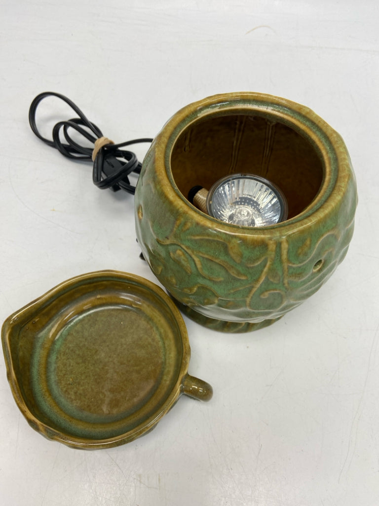 Scentsy Green Ceramic Candle