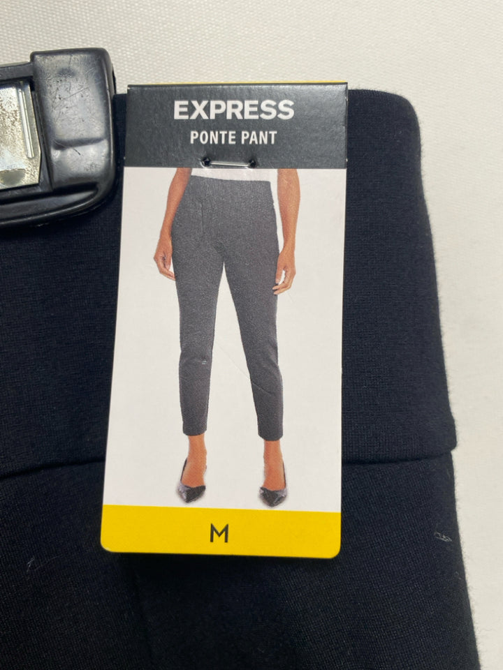 NWT Express Size M Black Pull-on Ladies Pants