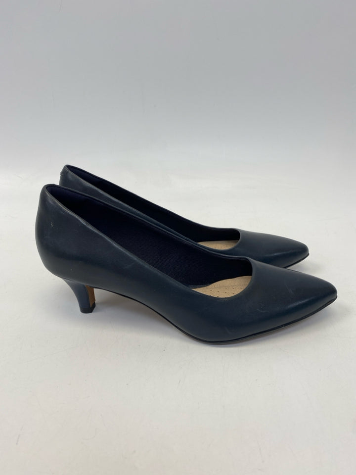 Clarks  Size 8.5 Dark Navy Heels