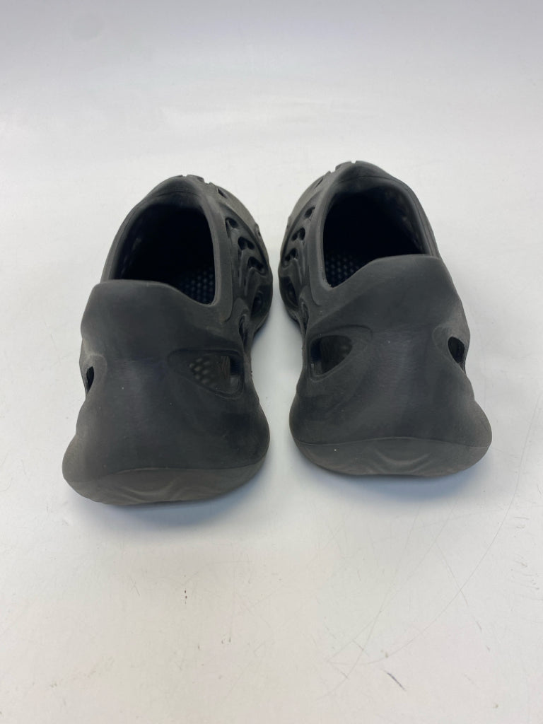 Adidas SIZE 1 Black Cut-Out Boy&