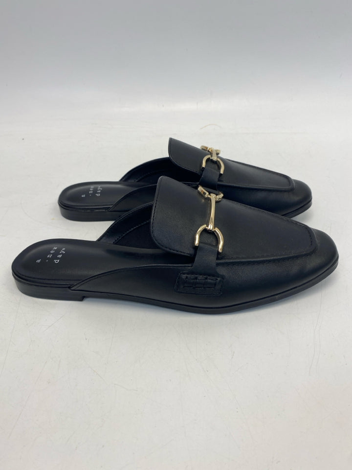 a new day US Shoe Size 7.5 Black Flats