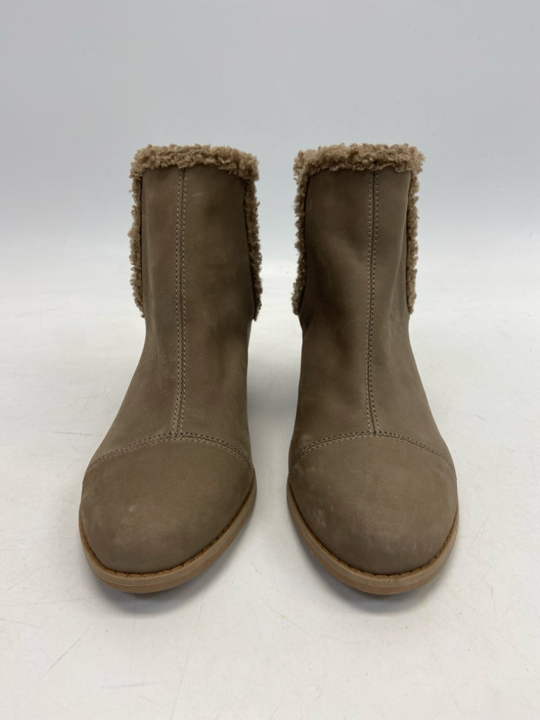 NWT Toms  Size 7.5 Brown Boots