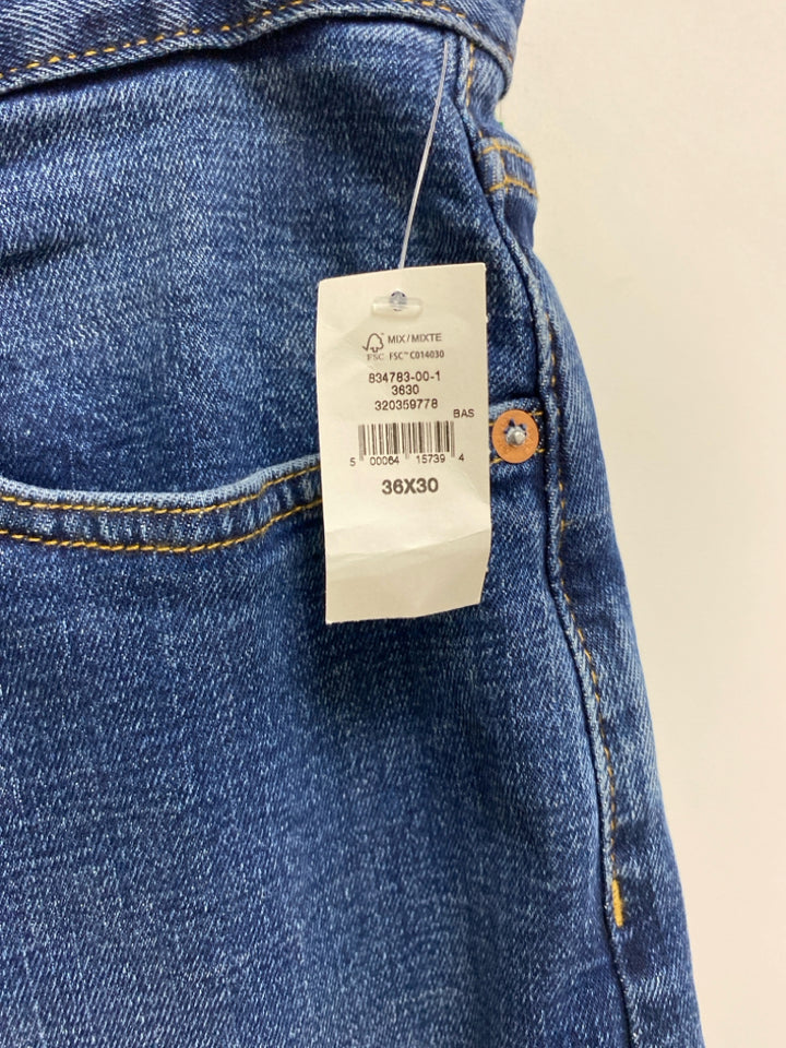 NWT Gap Size 36 Denim Men&