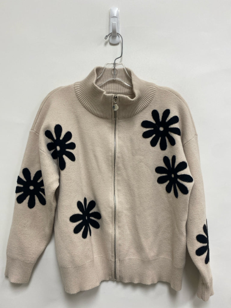 sioni Size XL Khaki Black Flowers Ladies Sweater