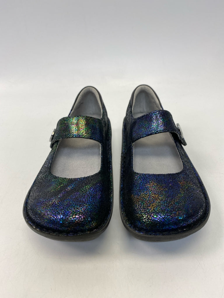 Alegria EU Shoe Size 38 Blue Iridescent Clogs