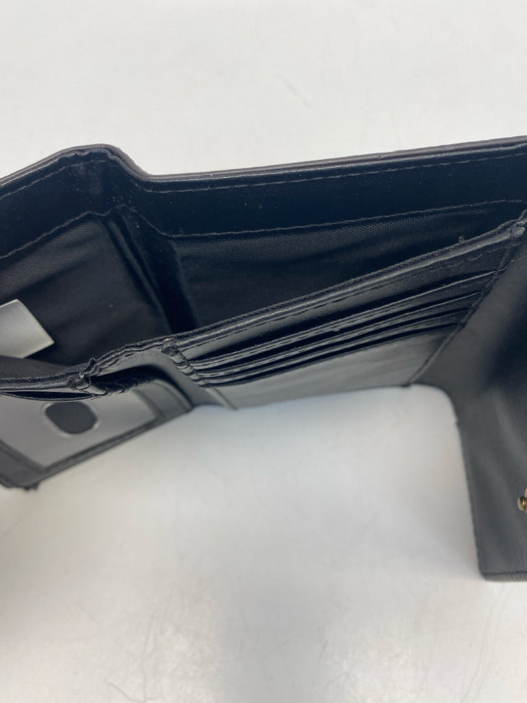 Liz Claiborne Black Wallet