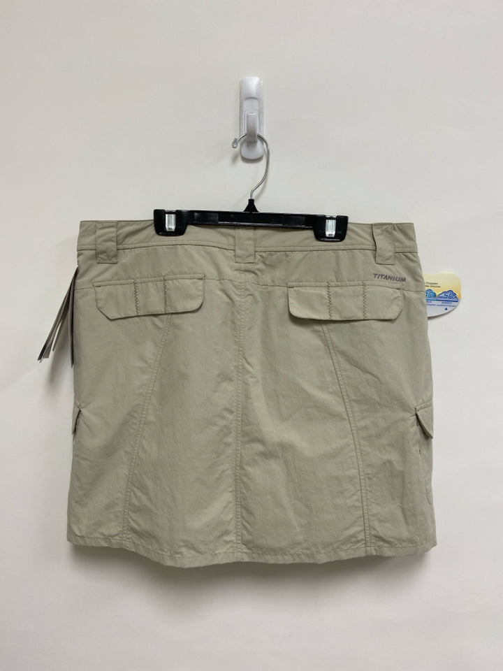 NWT Columbia Size 14 Khaki Ladies Skort