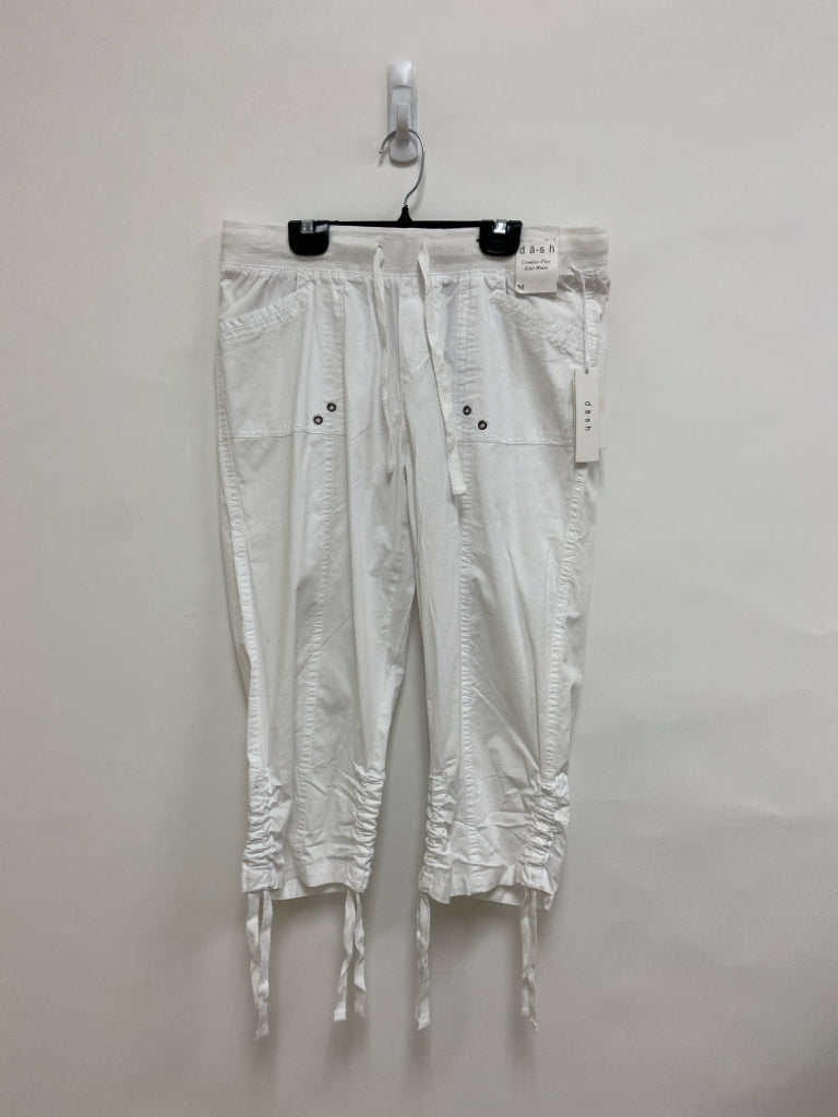 NWT dash Size M White Ladies Capri