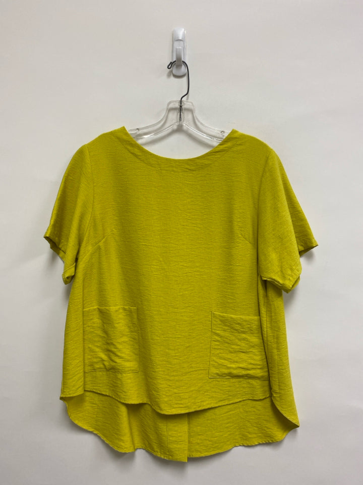 Size S Yellow Ladies Top