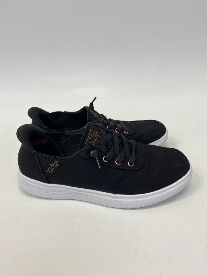 Skechers US Size 7.5 Black Sneakers