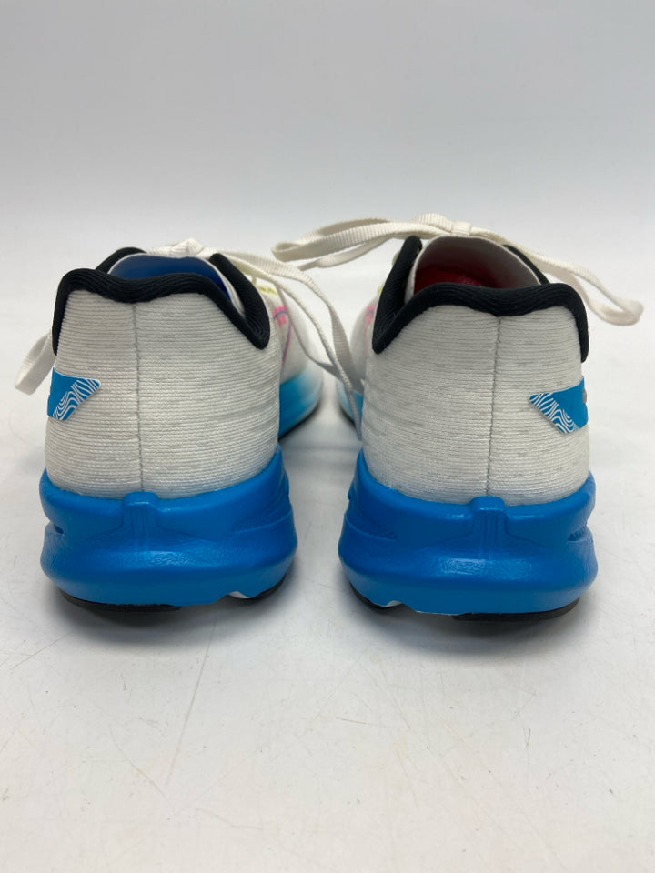 NWOT Brooks  Size 8.5 White Pink/Blue Lace-up Sneakers