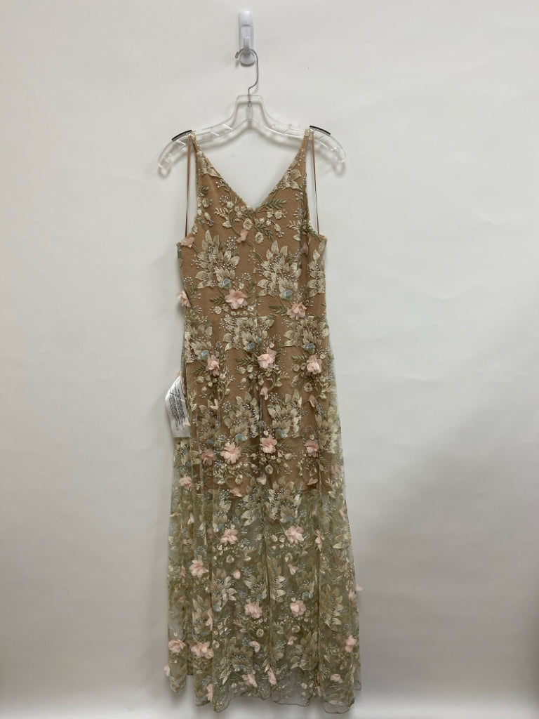 NWT Dress the Population Size L Tan/Cream Pastels Lace Maxi Ladies Formal Dress