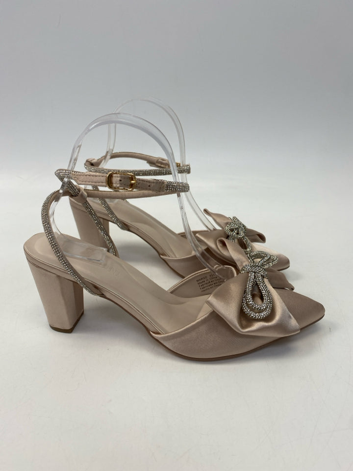 NWOT  Size 8.5 Champagne Clear Rhinestone(s) Satin Sandals