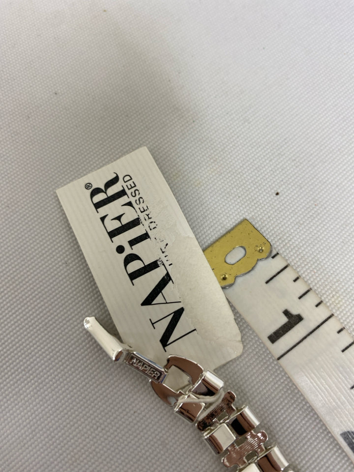 NWT Napier Silver Color Gold Color Necklace
