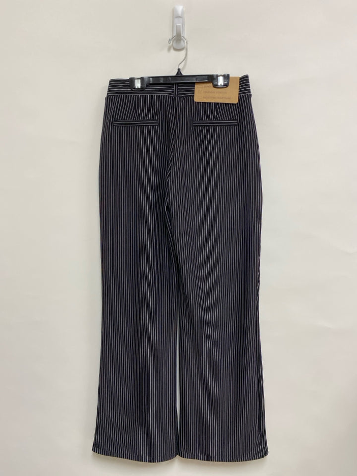 NWT Size M Black White Striped Ladies Pants