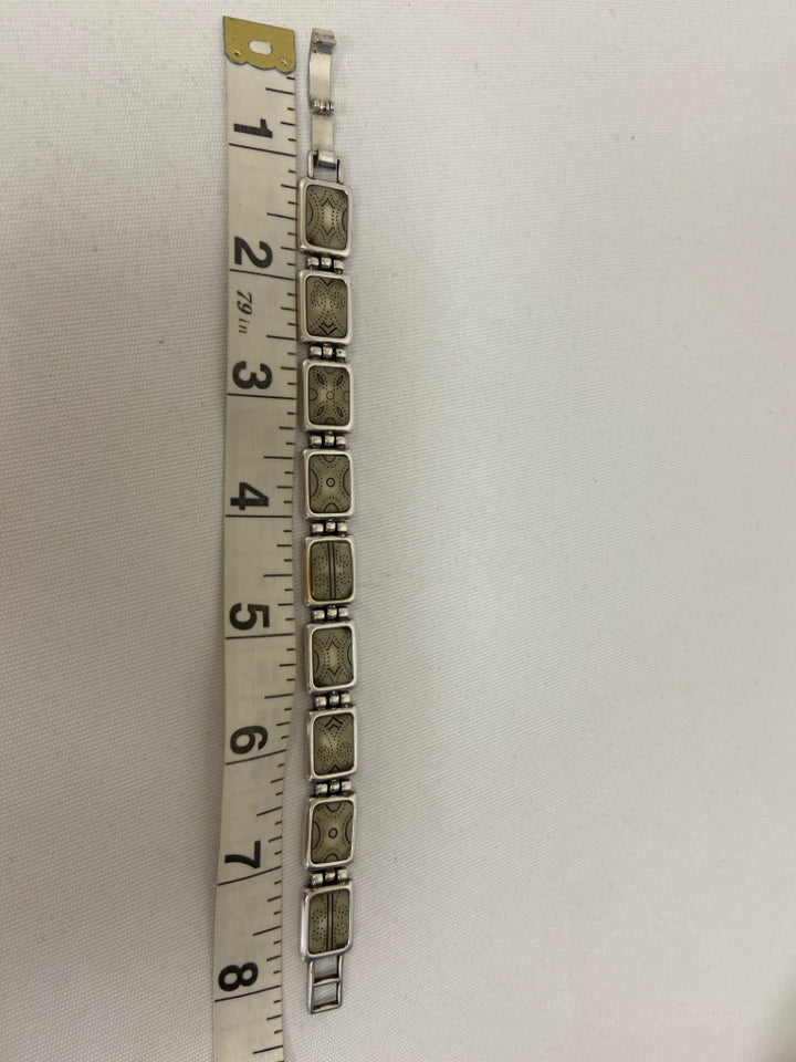 Brighton Silver Color Sage Geometric Bracelet