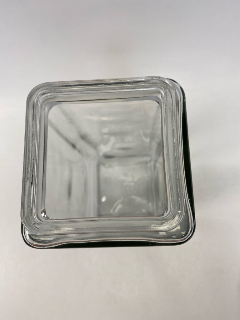 Clear Glass Jar