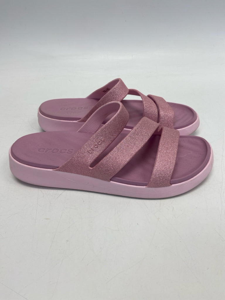 Crocs  Size 8 Pink Glitter Sandals
