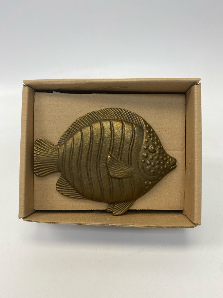 Dark Gold Fish Cast Iron Wall Hanging