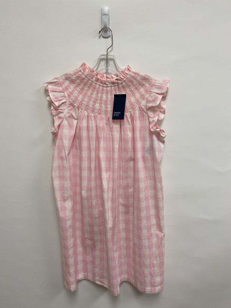 NWT Crown &amp; Ivy Size L Pink/White Smocking Ladies Dress