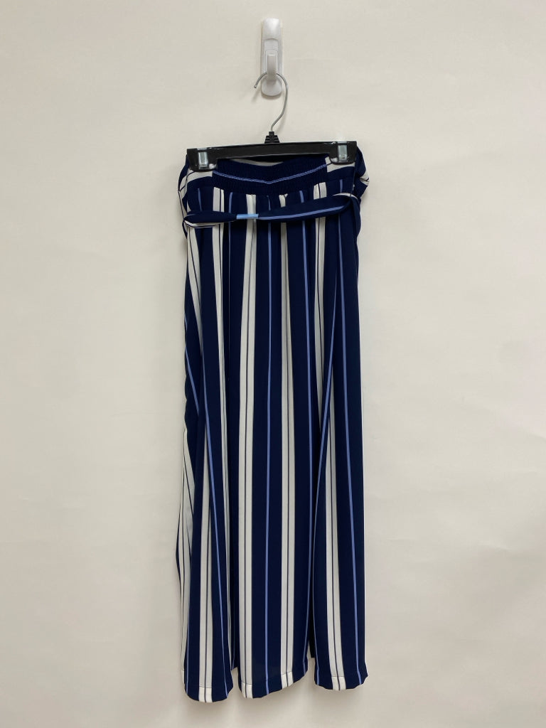 Wht House/Blk Mkt Size 4 Navy White Striped Ladies Skirt