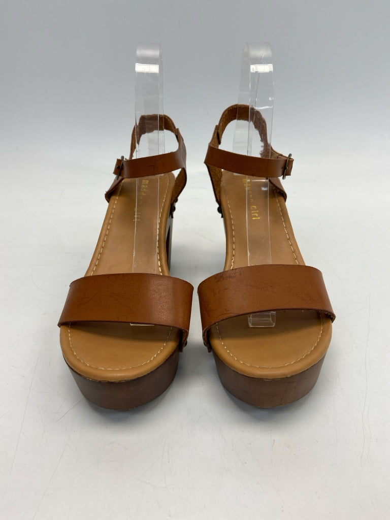 Madden Girl  Size 8 Brown Sandals