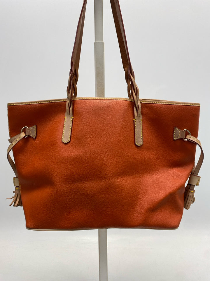 Dooney &amp; Bourke US Shoe Size Orange Brown Handbag