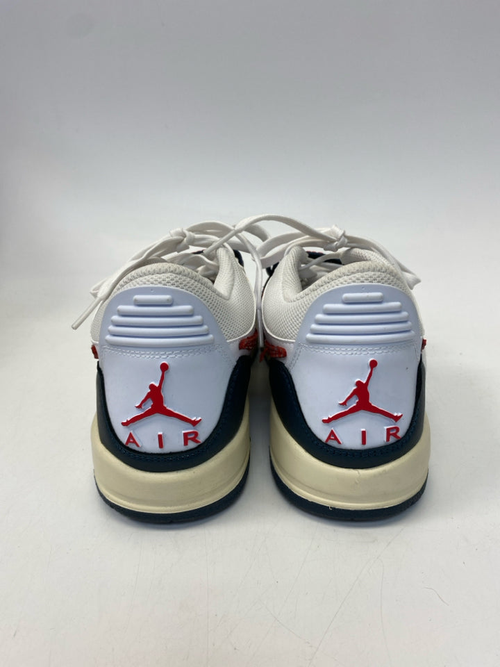 Nike SIZE 6 White Red/Blue Boy&