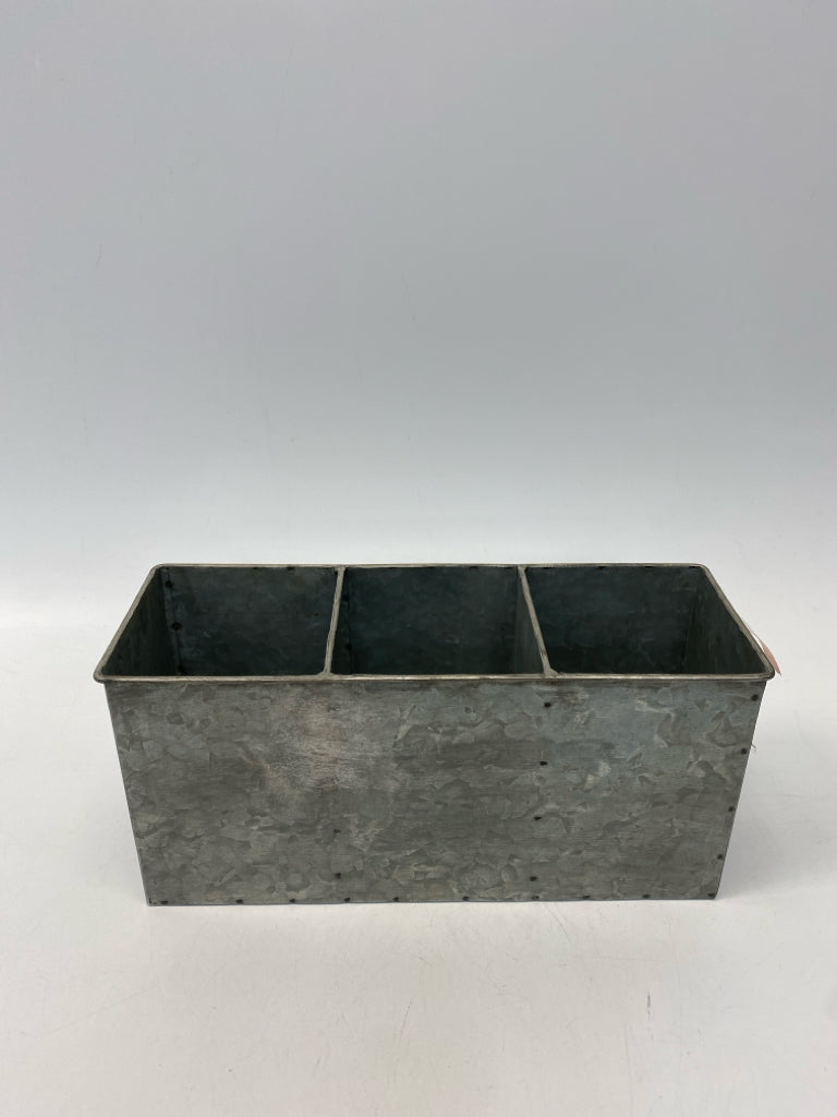 Silver Galvanized Metal Misc. Home Item