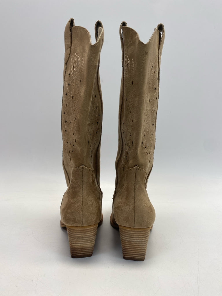 NWOT US Shoe Size 10 Brown Western Boots