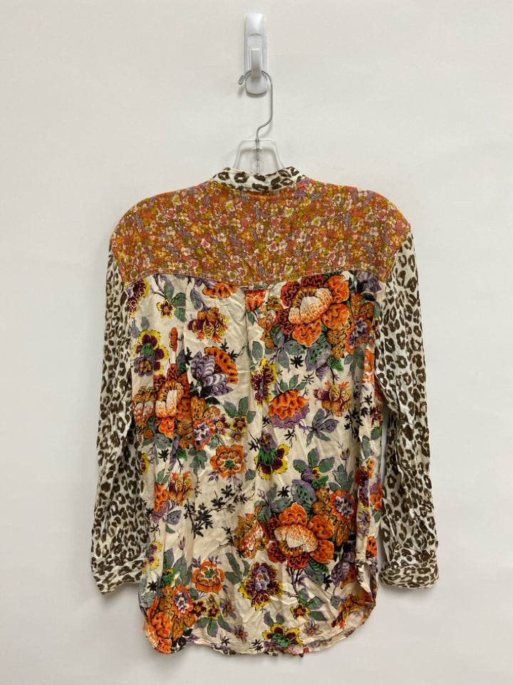 Pilcro Size XS Orange/Cream Brown Assorted Print Button Down Ladies Top