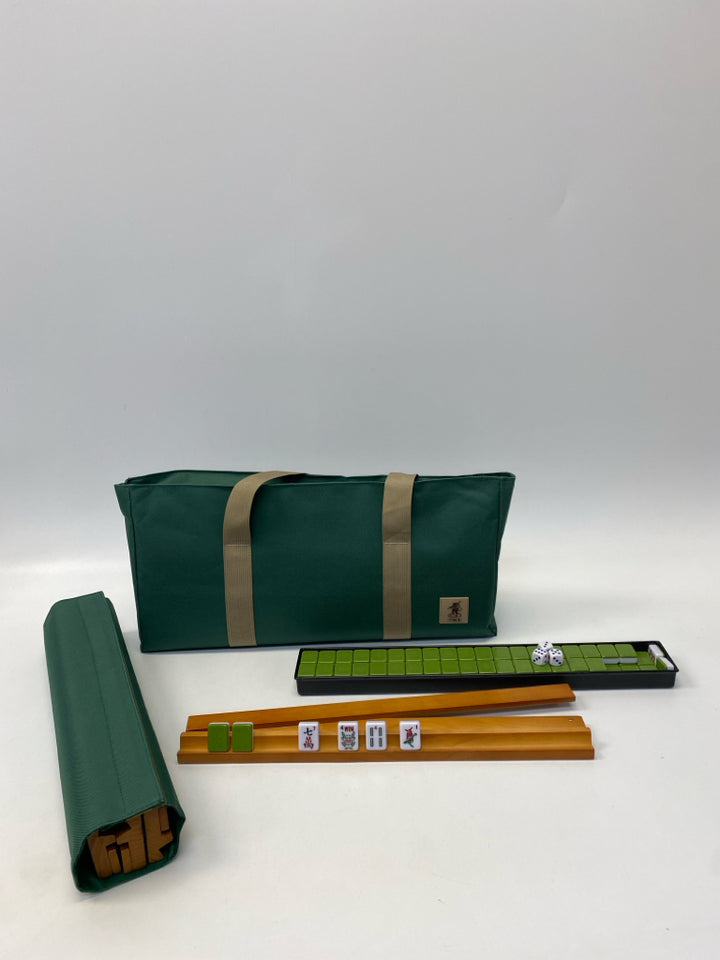 YMI Mahjong Set w/Bag