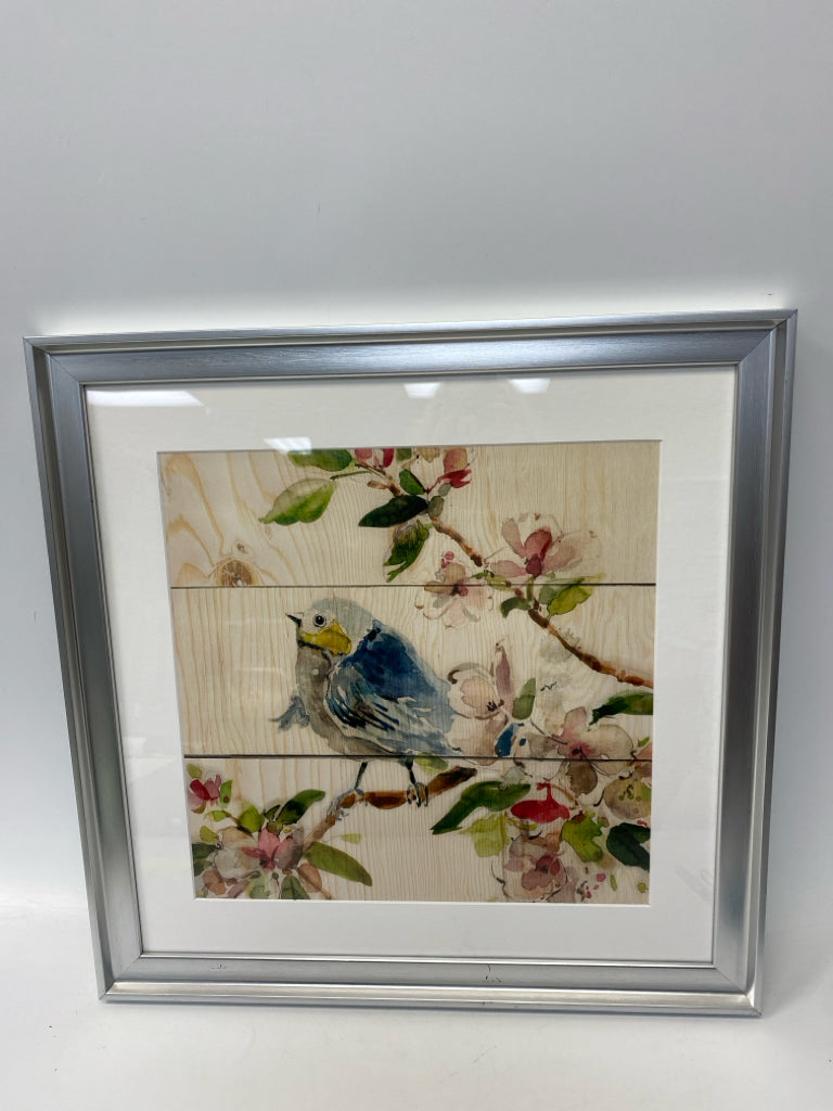 Cream Blue/Pink Plastic Framed Art