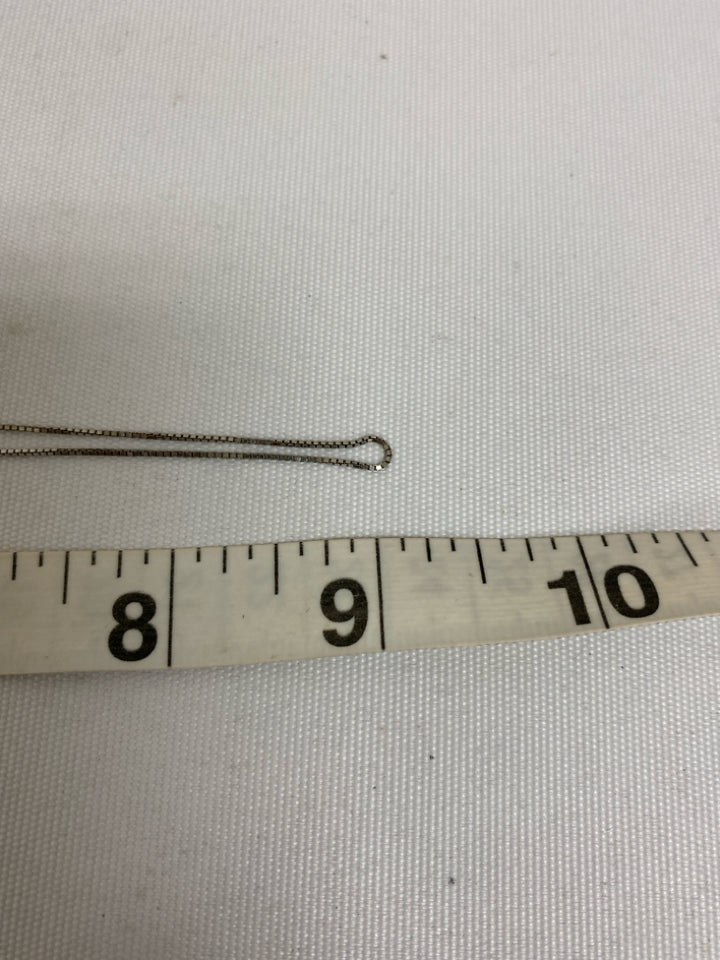 NWT Silver Chain Necklace