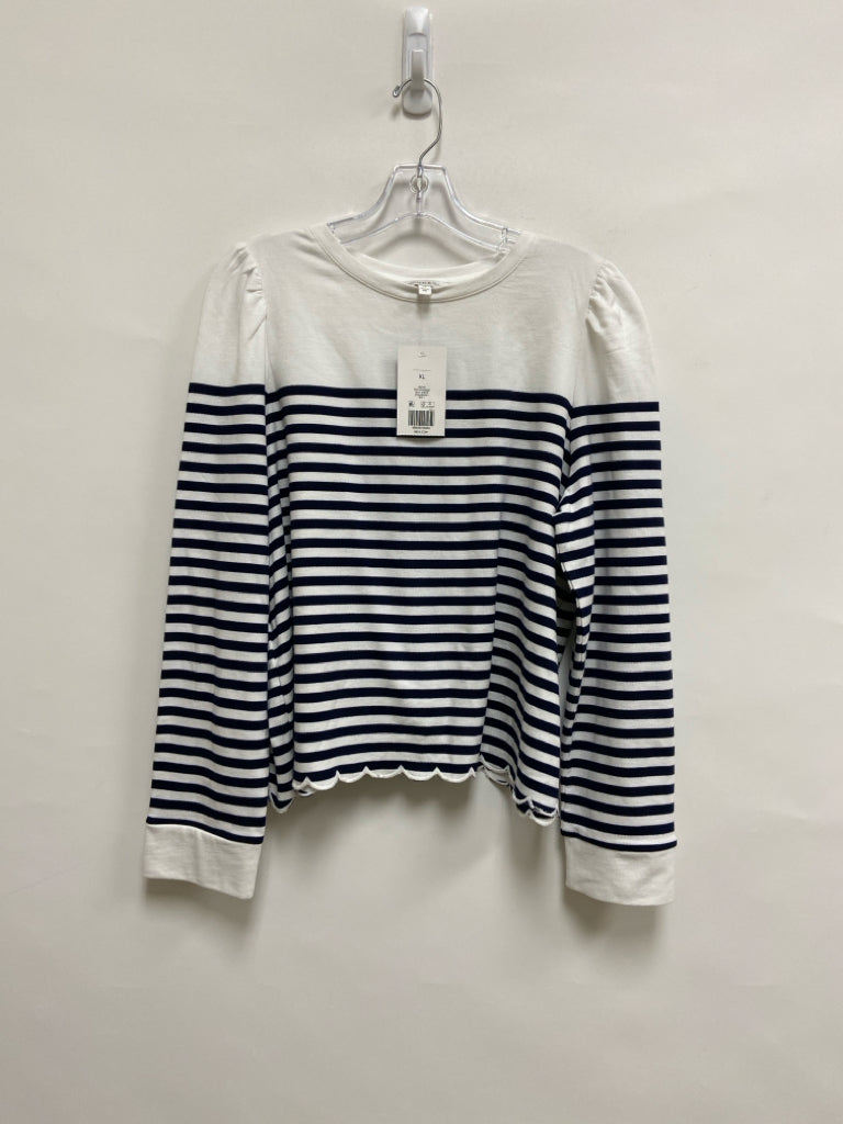 NWT Crown &amp; Ivy Size XL White Navy Striped Ladies Top