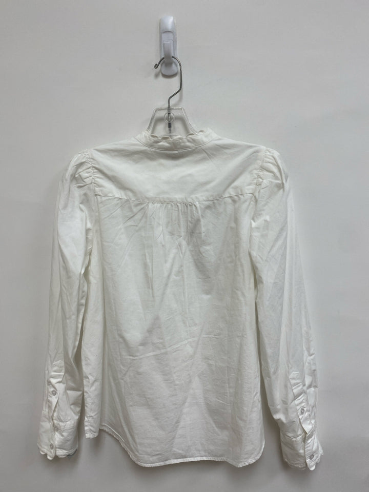 NWT Crown &amp; Ivy Size S White Button Up Ladies Top