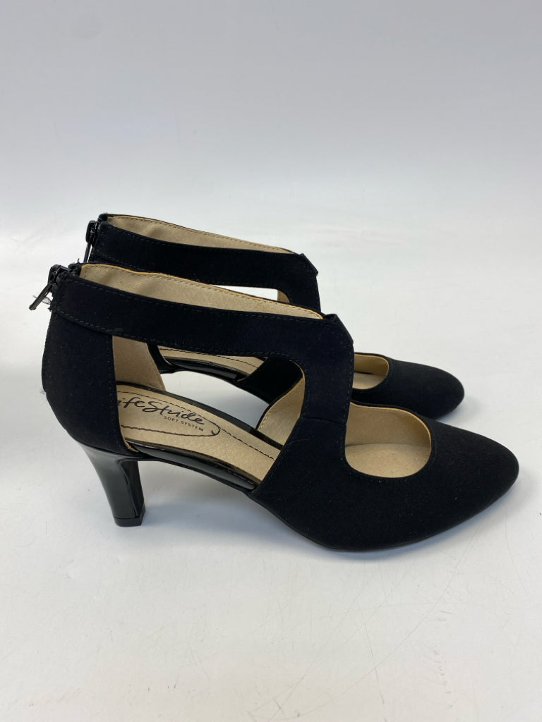 Life Stride  Size 6.5 Black Zipper Heels